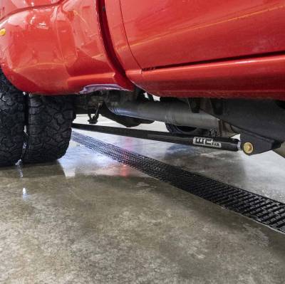 Wehrli Custom Fabrication - 2001-2010 Duramax 68" Traction Bar Kit (ECLB, CCLB) - Image 3