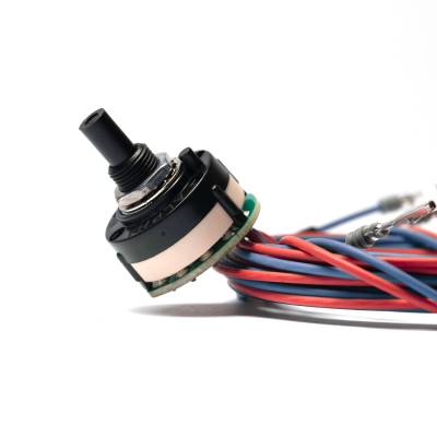 Calibrated Power - 2013-2016 LML Duramax Plug and Play (SOTF) DSP5 Switch - Image 2
